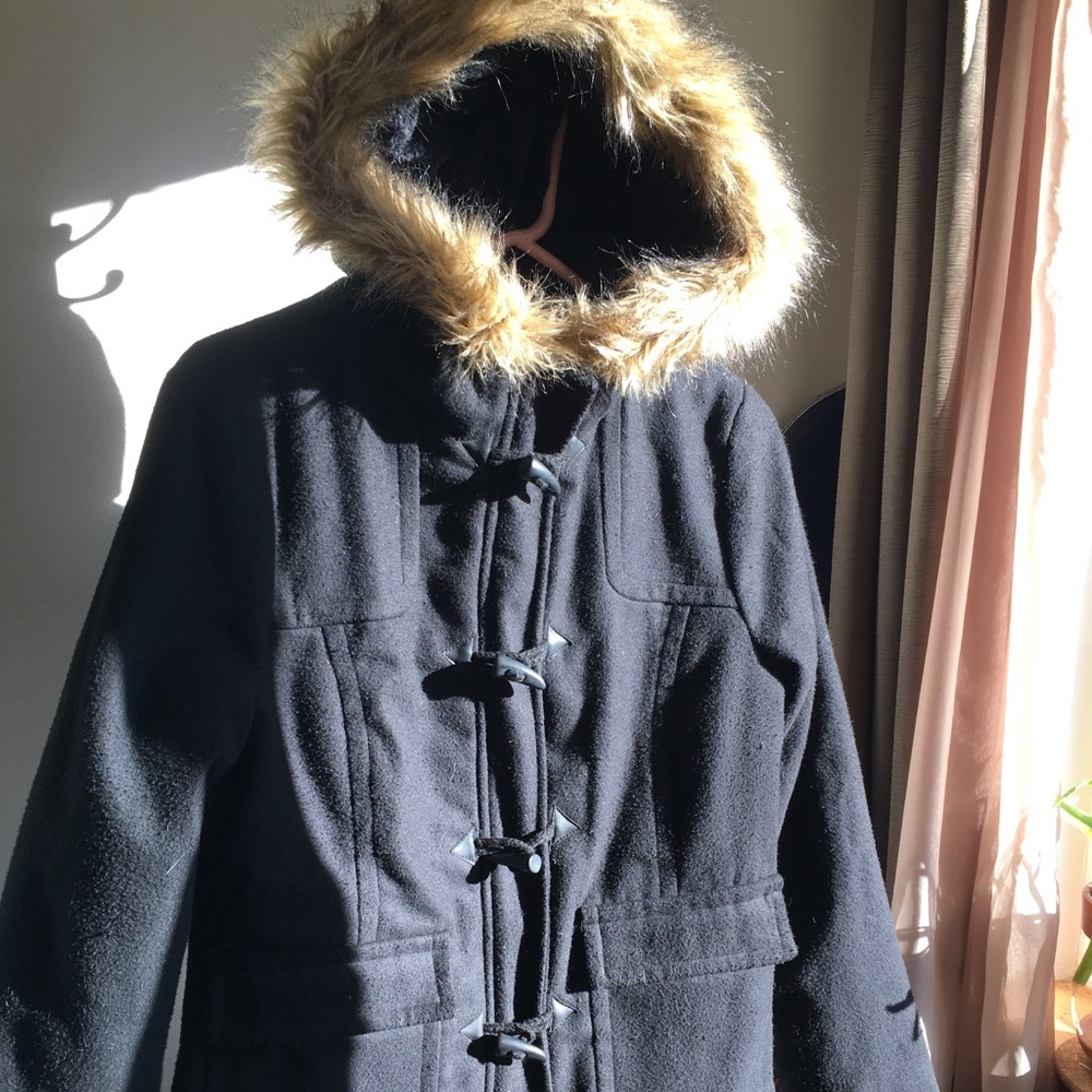 Cute and warm felt coat with faux fur rimmed hood